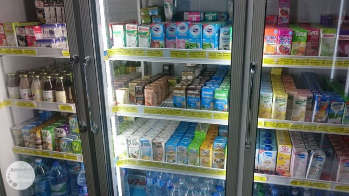 golden-place-shopping-05