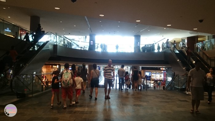 SINGAPORE-travel-food-shopping-traveloka-booking-hotel-hostel-flight-15