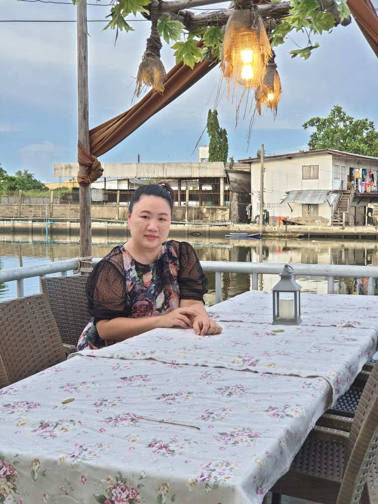 รีวิวร้านอาหาร "ขวัญข้าว ริเวอร์ไซด์" บรรยากาศดี อาหารอร่อย เหมาะกับ ครอบครัว review pantip wongnai chill painai พันทิป ชิลไปไหน